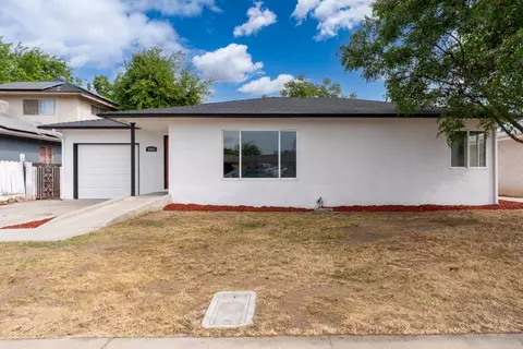 4002 Maywood Dr S, Fresno, CA 93703