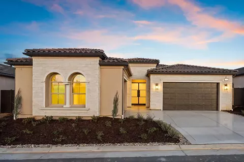 11182 N Via Ravenna Dr, Fresno, CA 93730