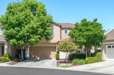 3628 W Black Walnut Ln, Fresno, CA 93711