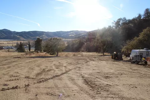 1588 Ridge Route Dr, Le Bec, CA 93243 photo 1