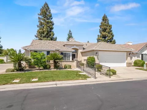 2104 W Rue St Michel, Fresno, CA 93711