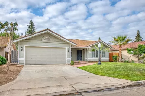 5711 W Fallon Ave, Fresno, CA 93722