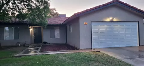 6311 N Barcus, Fresno, CA 93722