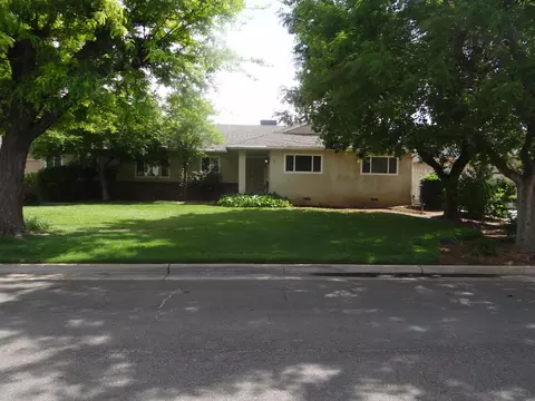 1731 W Tenaya Way, Fresno, CA 93711