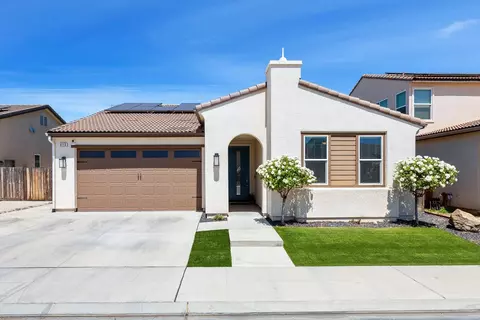 4113 Sussex Ave, Clovis, CA 93619 photo 1