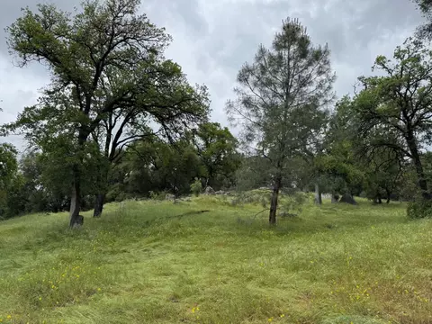 4516 Hirsch Rd, Mariposa, CA 95338