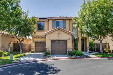 3084 Tuya Ln, Clovis, CA 93619 photo 1
