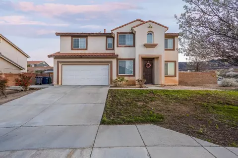 7556 W Avenue L11, Lancaster, CA 93536
