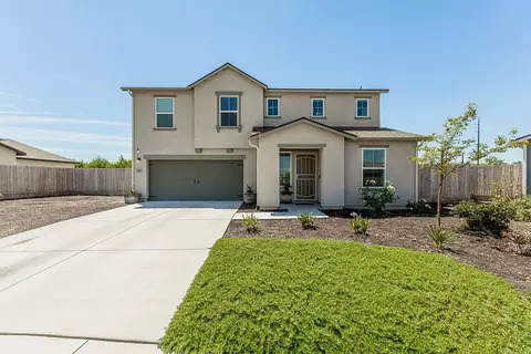 1845 George Ave, Sanger, CA 93657