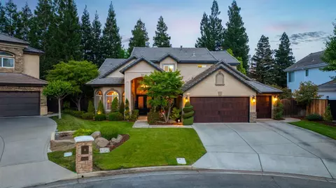 10338 N Rowell Ave, Fresno, CA 93730