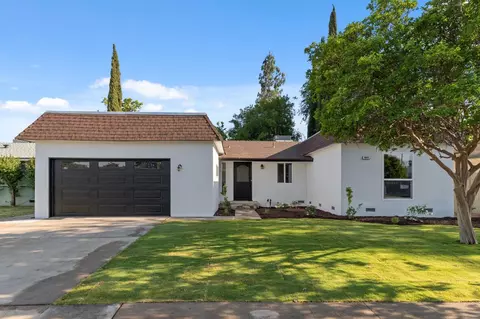 660 W Pat, Clovis, CA 93612