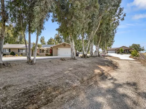 17324 Bonita Rd, Madera, CA 93636