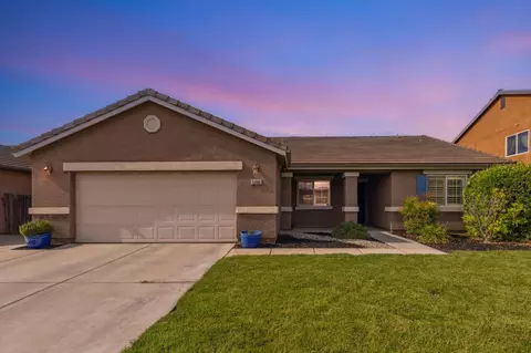 5396 W Pine Ave, Fresno, CA 93722