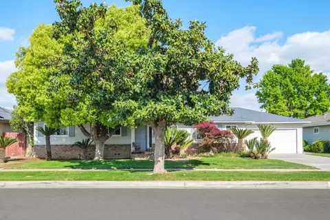 6352 N Fisher St, Fresno, CA 93710