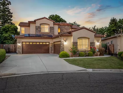 9596 N Winery Ave, Fresno, CA 93720