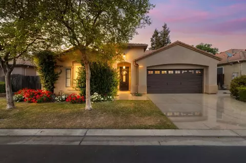 2664 E Fontana Ct, Fresno, CA 93720