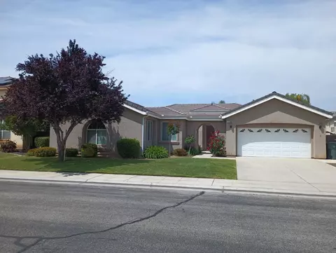 2979 Duncan Ave, Clovis, CA 93611