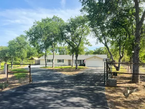 29897 Wickiup Ct, Coarsegold, CA 93614