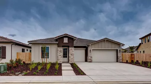 20164 Hazelwood Ln, Friant, CA 93626