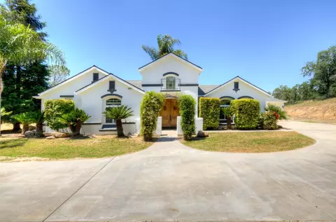 30925 Pennyroyal Ln, Prather, CA 93651