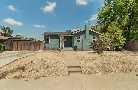 528 W Yale Ave, Fresno, CA 93705