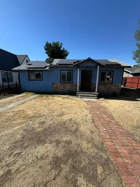 172 Hoover St, Coalinga, CA 93210