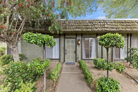 3681 N Fruit Ave #A, Fresno, CA 93705