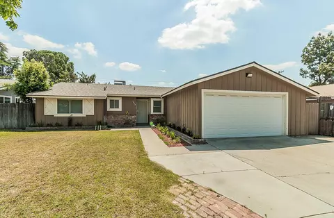 3854 E Holland Ave, Fresno, CA 93726