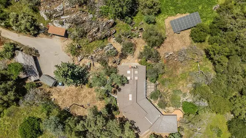 33943 Black Mountain Rd, Tollhouse, CA 93667