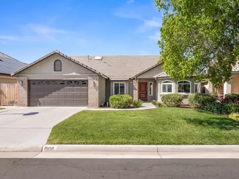 1908 E Utah Ave, Fresno, CA 93720