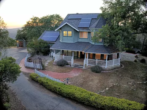 44434 Country Oak Ln, Coarsegold, CA 93614