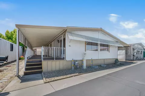 1500 Villa Ave #94, Clovis, CA 93612