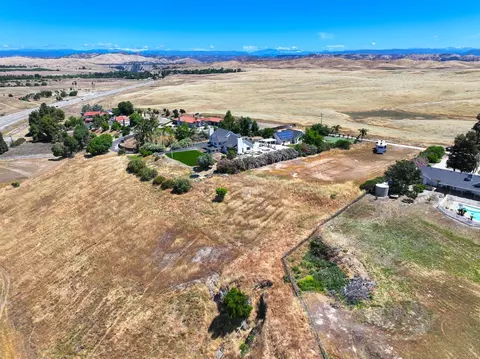 16000 N Friant Rd, Friant, CA 93626