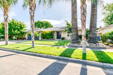 6549 N Angus St, Fresno, CA 93710