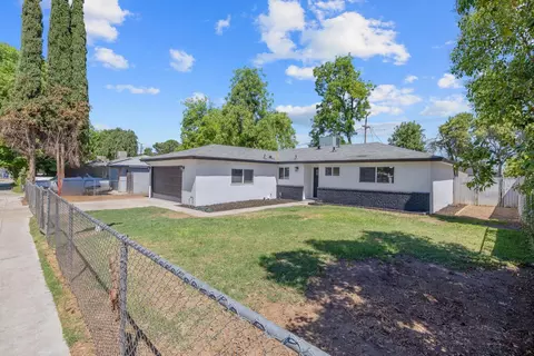 336 W Locust Ave, Pinedale, CA 93650