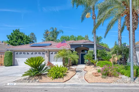 6163 N Gentry Ave, Fresno, CA 93711