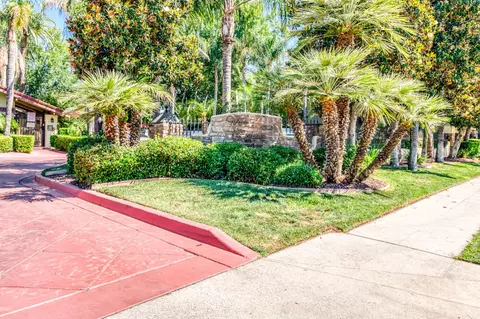 2909 Huntington Blvd #229, Fresno, CA 93721
