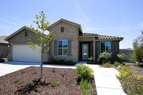 6037 E Fillmore Ave, Fresno, CA 93727