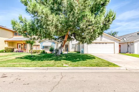 2670 N Katy Ave, Fresno, CA 93722