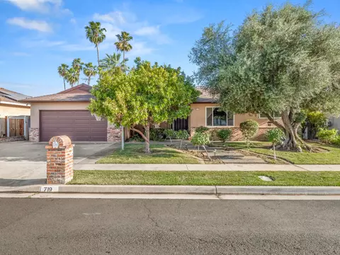 719 E Spruce Ave, Fresno, CA 93720