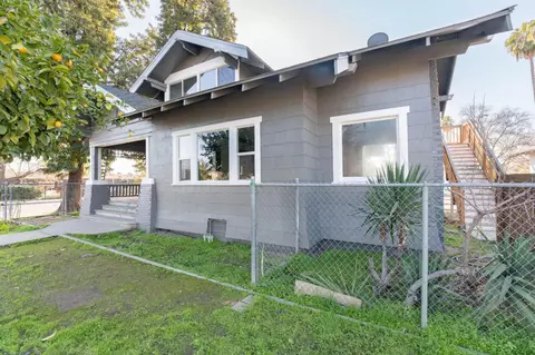 4354 E Kings Canyon Rd, Fresno, CA 93702
