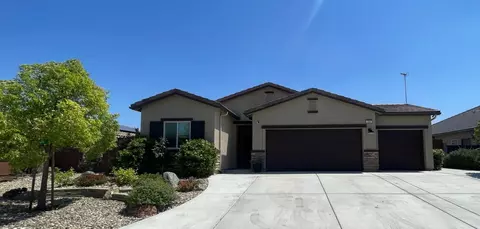 290 Cabrillo Dr, Coalinga, CA 93210