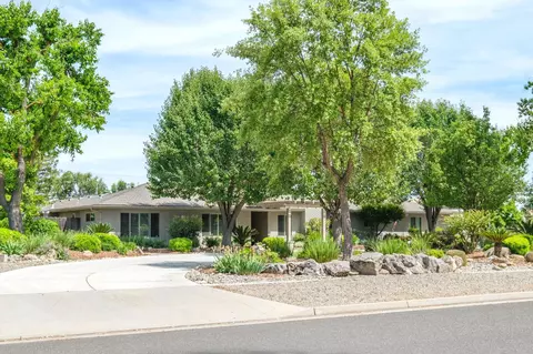 10231 Rolling Hills Dr, Madera, CA 93636