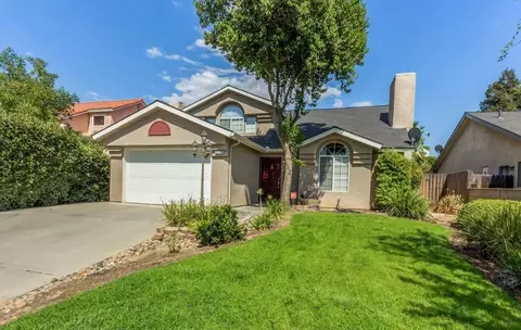 9536 N Sharon Ave, Fresno, CA 93720