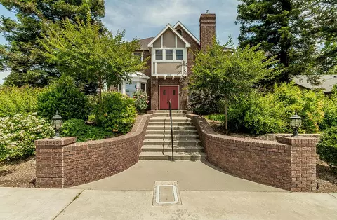 1483 W Riverglen Ave, Reedley, CA 93654