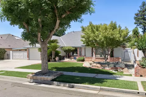 1316 W Palo Alto Ave, Fresno, CA 93711