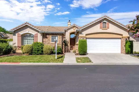 5125 N Via Amore, Fresno, CA 93711