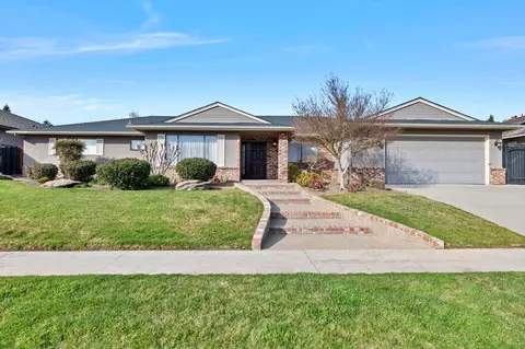 1322 W Millbrae Ave, Fresno, CA 93711