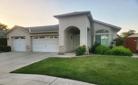 4686 W Sierra Ave, Fresno, CA 93722
