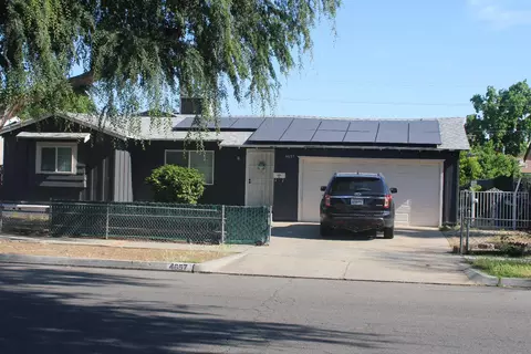 4657 E Hamilton Ave, Fresno, CA 93702